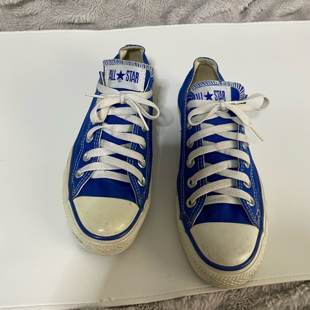 Blue Converse - Picture 4 of 7